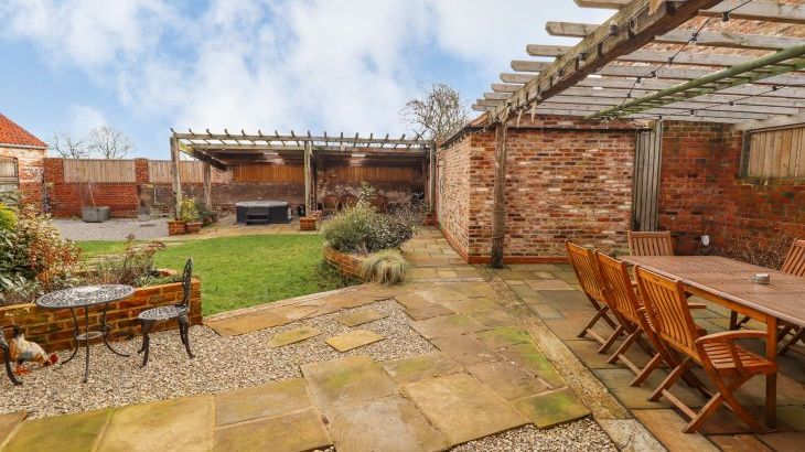 The Hay Barn - Photo 45