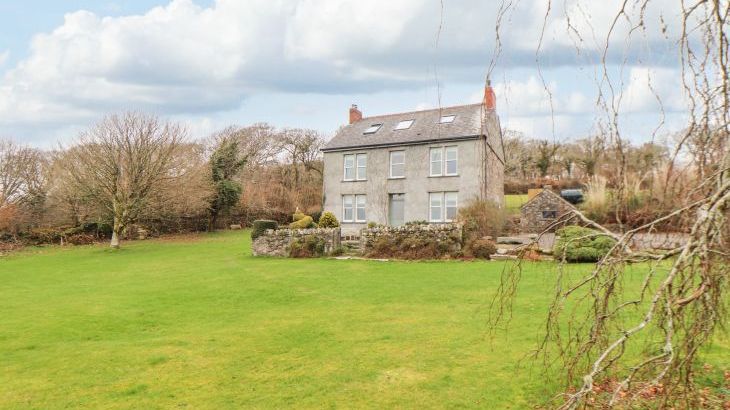 Treveddoe Farmhouse - Photo 3