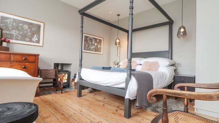 Treveddoe Farmhouse - Photo 23