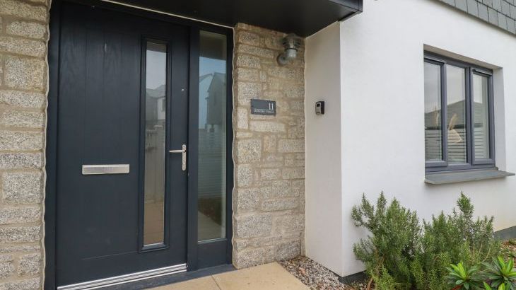 Lavender House - Photo 3