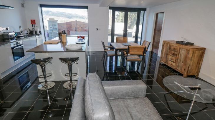 Lower Lake View - Photo 2