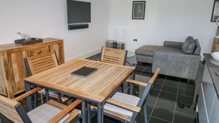 Lower Lake View - Photo 7