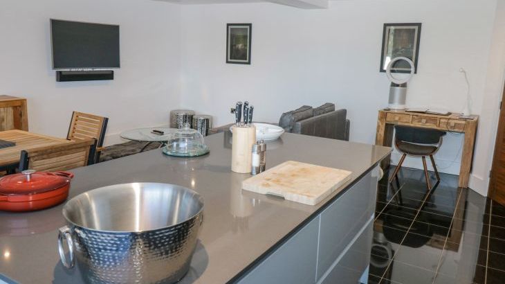 Lower Lake View - Photo 8