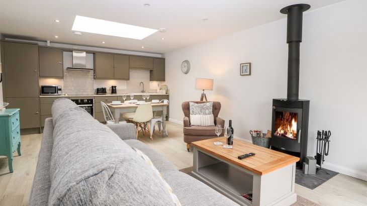 Rabbit's Warren - Photo 1