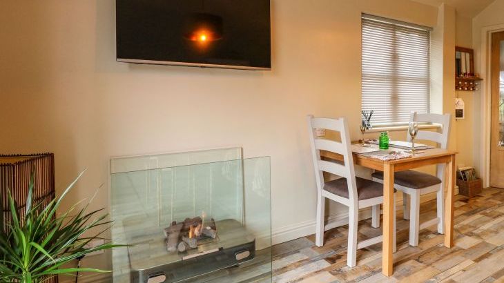 Red Brick Retreat - Photo 4