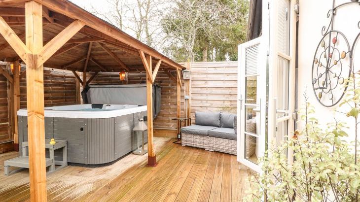 Red Brick Retreat - Photo 18