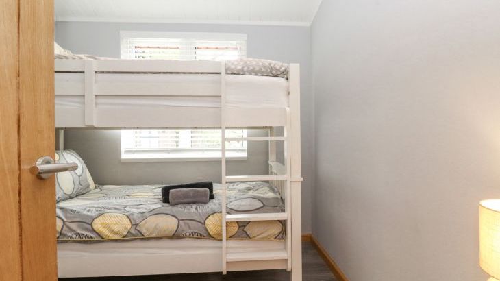 Lakes Lodge - Photo 27