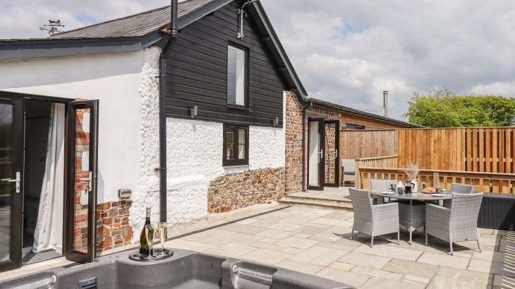 Strawberry Bank - Kingfisher - Photo 1