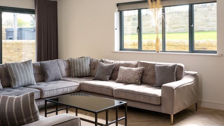 Archstone House - Photo 8