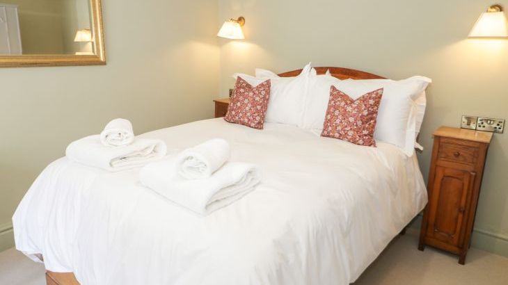 Gwern Borter Manor - Photo 23