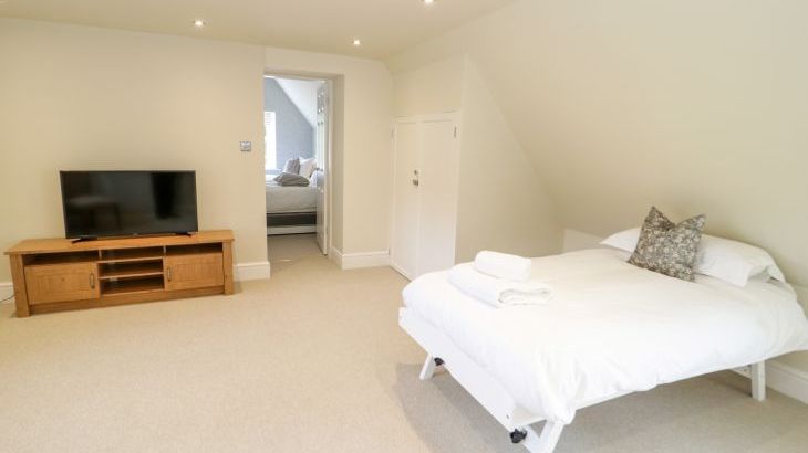 Gwern Borter Manor - Photo 39