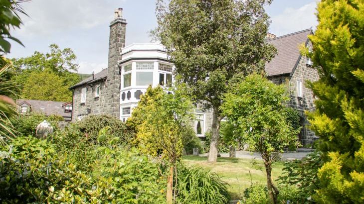 Gwern Borter Manor - Photo 49