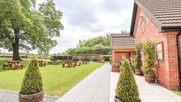 Callow Lodge 22 - Photo 25