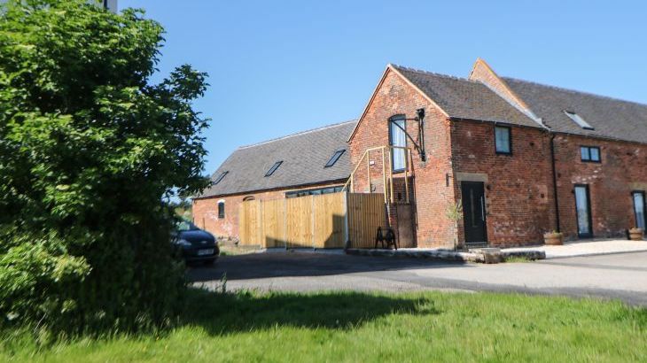 Langley Barn - Photo 39