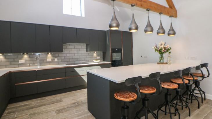 Langley Barn - Photo 9