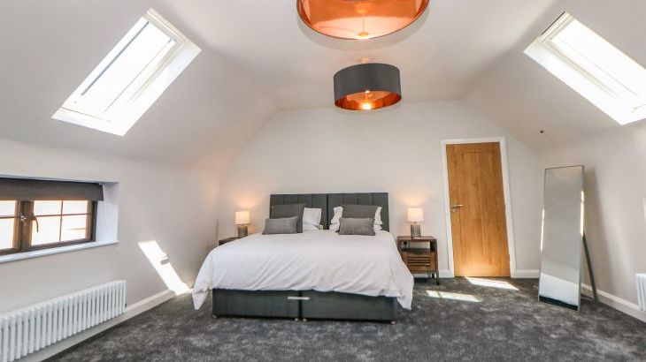 Langley Barn - Photo 13