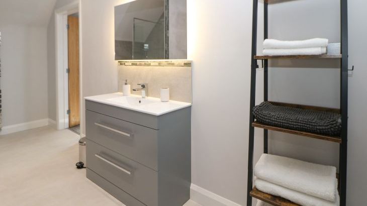 Langley Barn - Photo 28