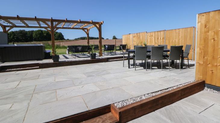 Langley Barn - Photo 31