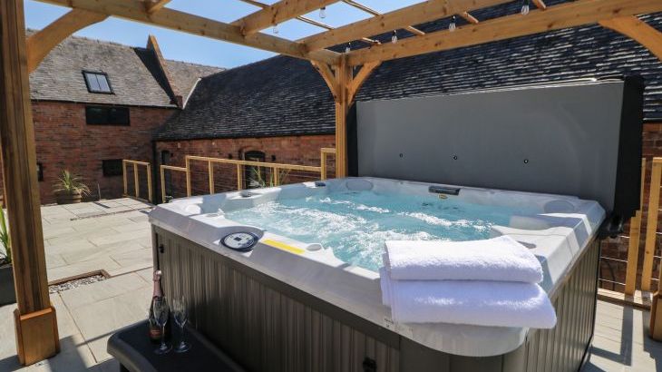 Langley Barn - Photo 35