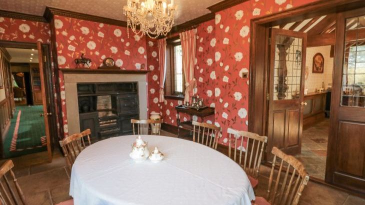 Highcliffe Manor - Photo 17