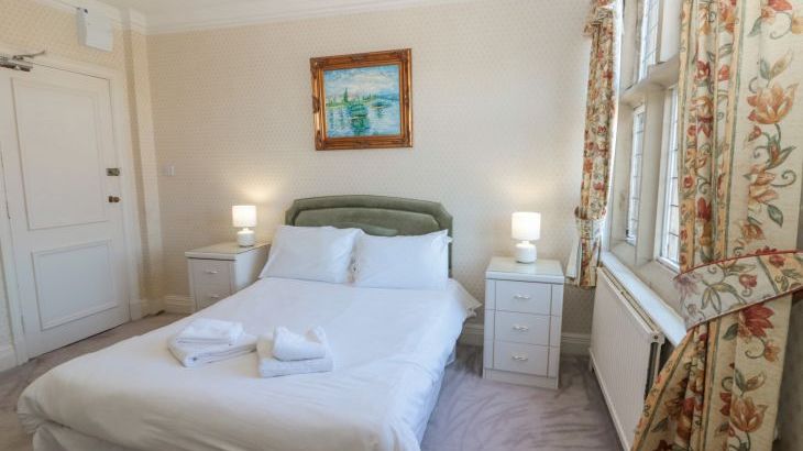 Highcliffe Manor - Photo 40