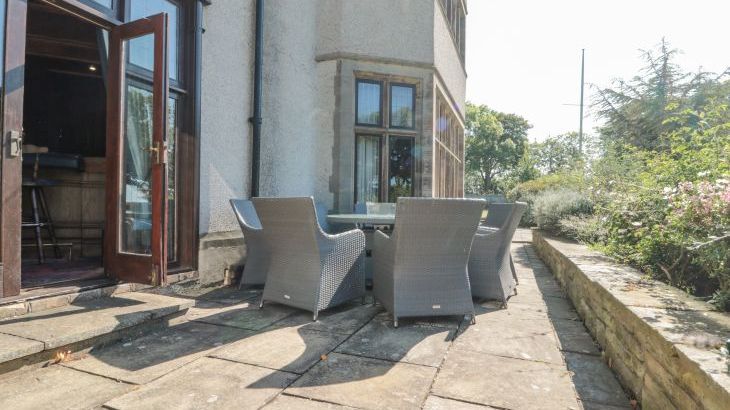 Highcliffe Manor - Photo 47