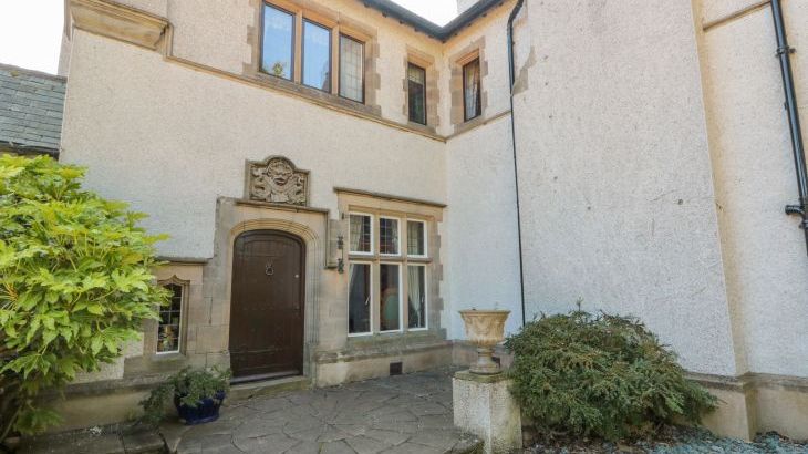 Highcliffe Manor - Photo 48