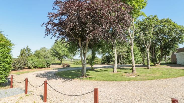 Highcliffe Manor - Photo 53