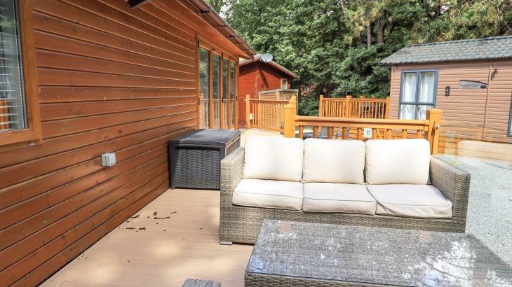 Lakes Lodge - Photo 32