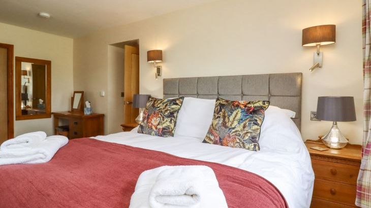 Orcaber Farmhouse - Photo 20