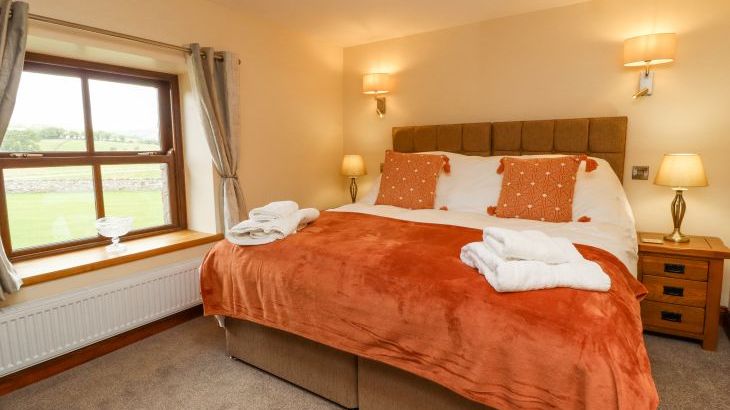 Orcaber Farmhouse - Photo 26