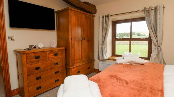 Orcaber Farmhouse - Photo 28