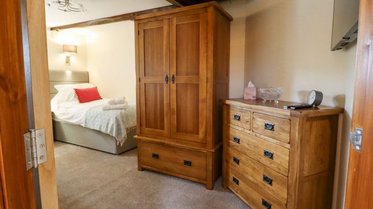 Orcaber Farmhouse - Photo 30