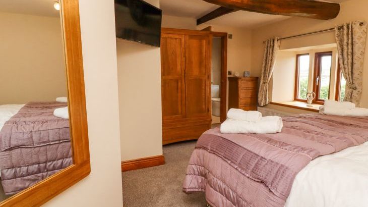 Orcaber Farmhouse - Photo 35