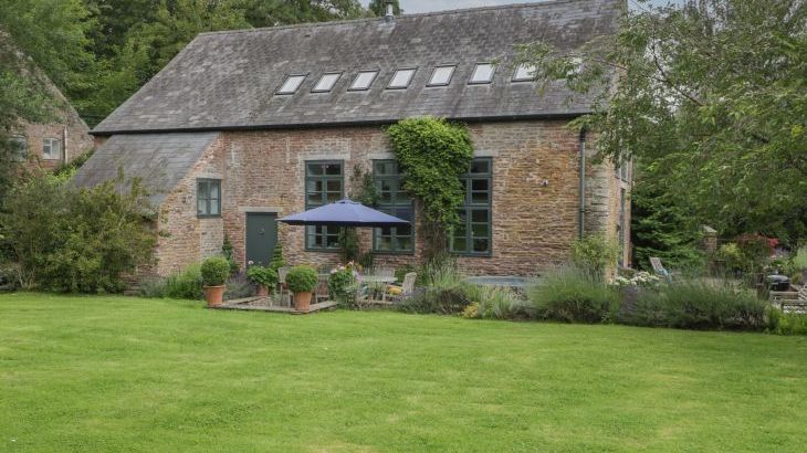 Owl Barn - Main Photo