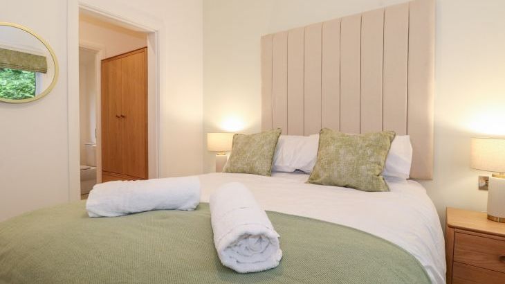 Unique Luxury Lodge - Photo 23