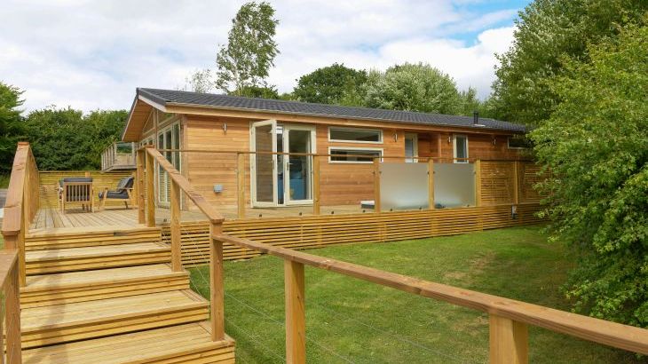 4 Valley View - Main Photo