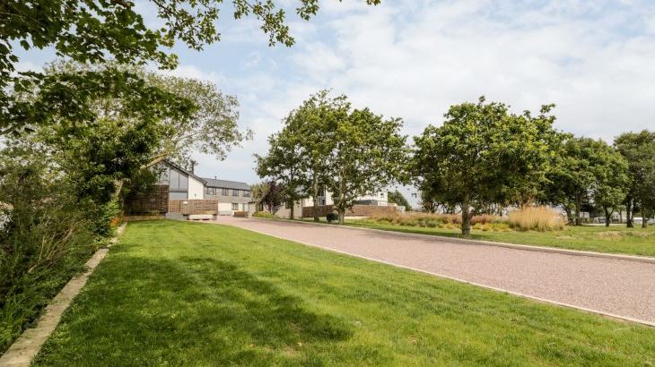 Farmyard House - Photo 37