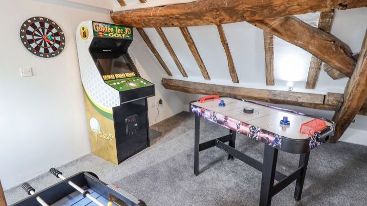 The Gatehouse - Photo 18