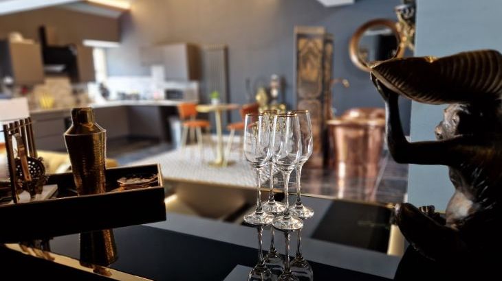 The Studio - Photo 5