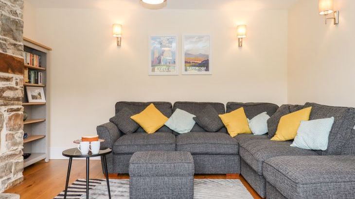 Knowle House - Photo 8