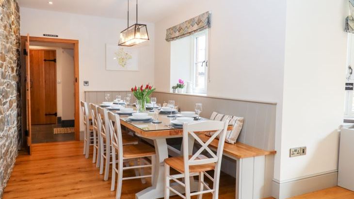 Knowle House - Photo 13