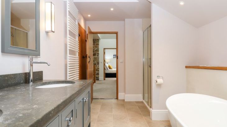 Knowle House - Photo 50