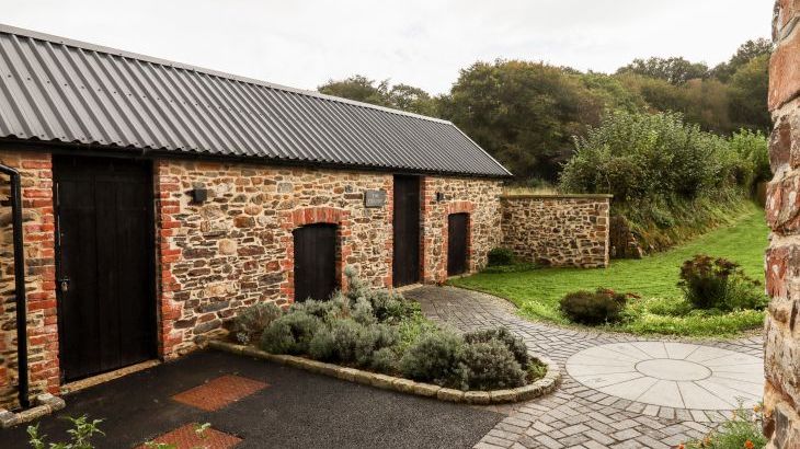 Knowle House - Photo 54