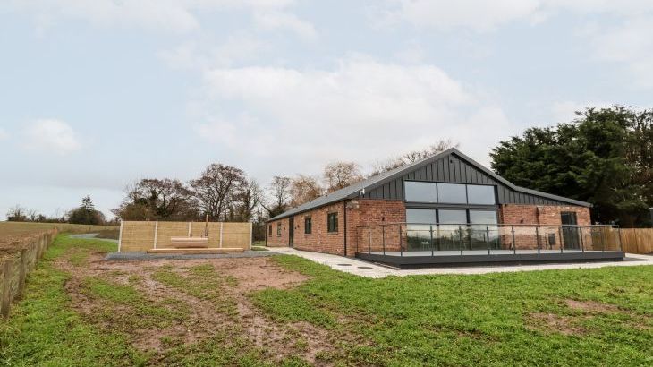 Grange Barn - Photo 49