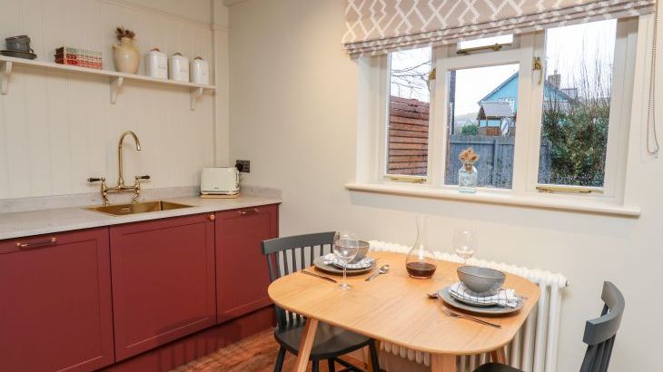 Llygad Y Dydd - Photo 4