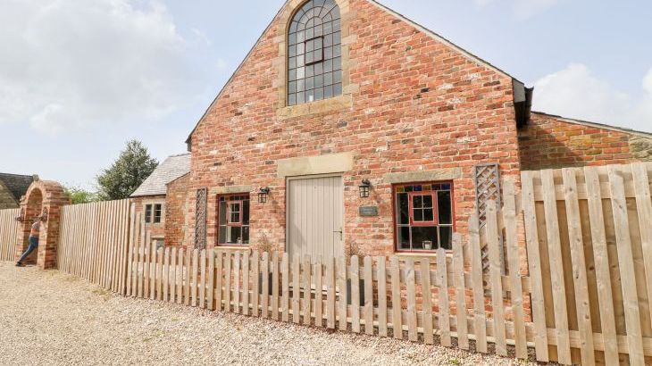 Hunters Lodge at Wildersley Farm - Main Photo