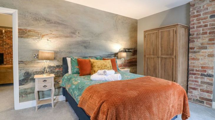 Hunters Lodge at Wildersley Farm - Photo 21