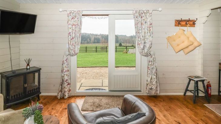 Westfield Lodge - Photo 4