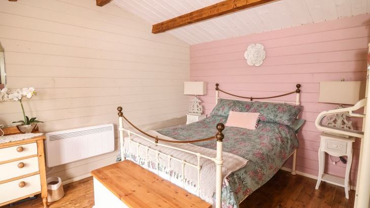 Westfield Lodge - Photo 7